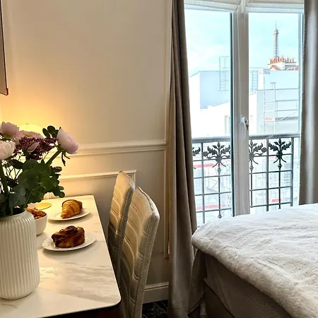 Appartamento Vue Tour Eiffel Parigi